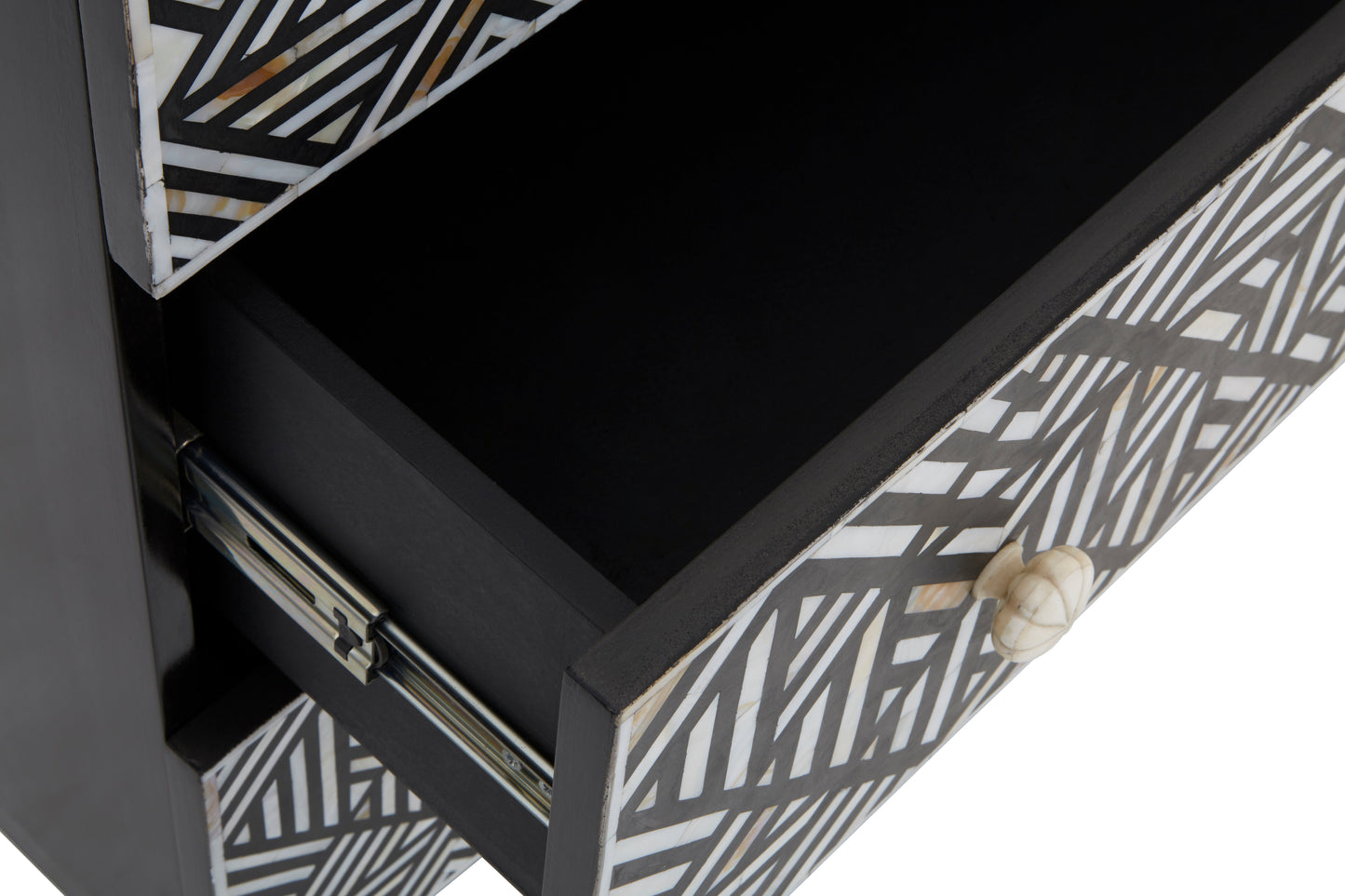 Fusion Monochrome Chest of drawers